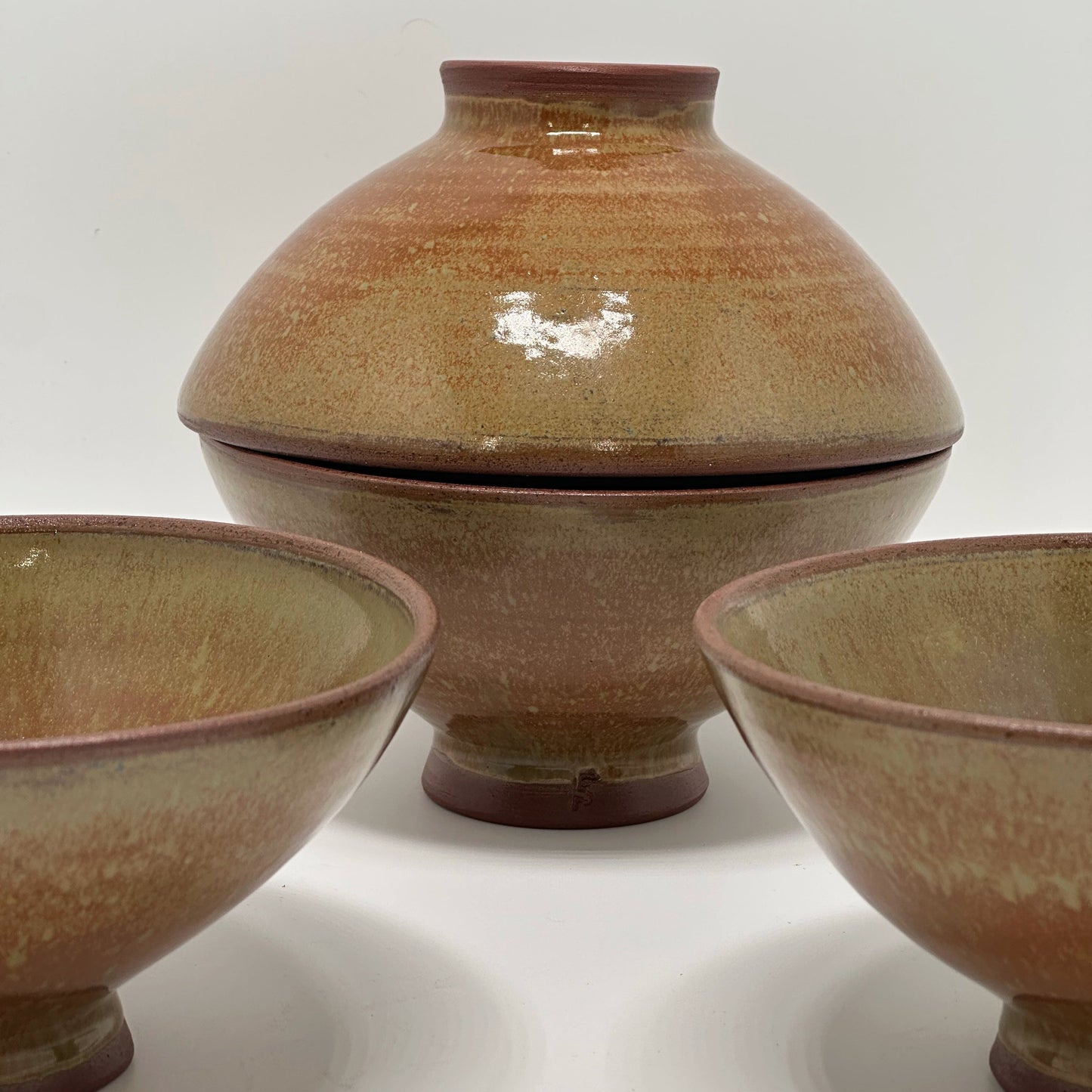 Curvy Bowl Olive Ore Brown Variation