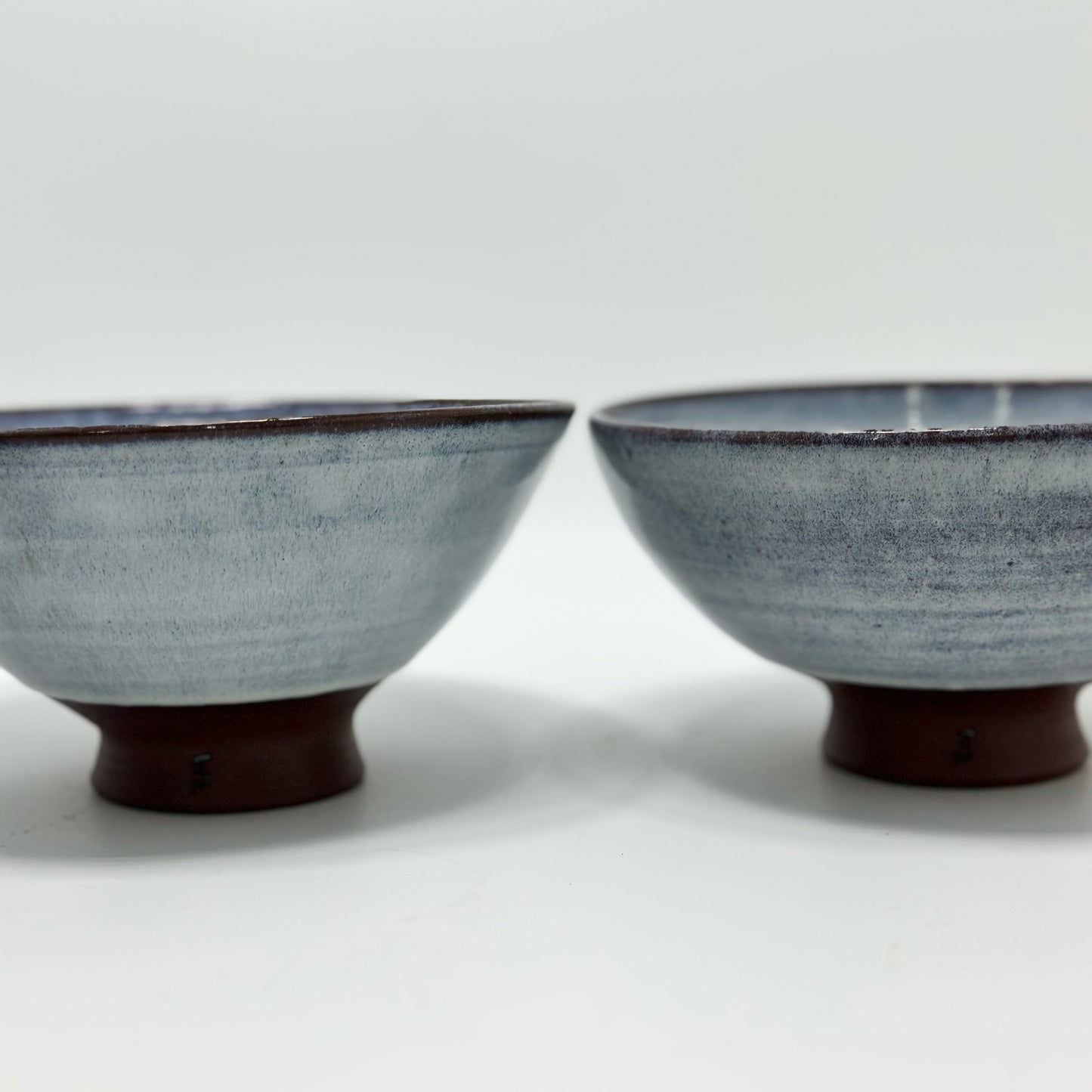 Curvy Bowl Wispy White